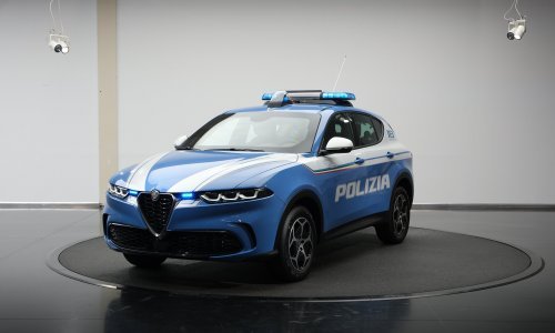 Talijanska policija nabavila nove automobile: Alfa Romeo Tonale je nova 'Pantera'
