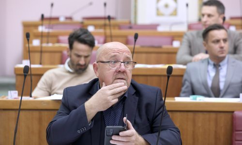 Dretar pozvao ministricu Vučković da odmah podnese ostavku