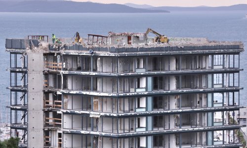 Bageri se 'dohvatili' najviše etaže hotela Marjan