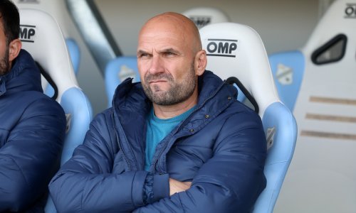 Trener Rijeke prije gostovanja u Osijeku pričao o problemima s Pjacom i Selahijem