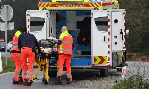 HAK: Prometna nesreća na A7, u prekidu trajektne i katamaranske linije