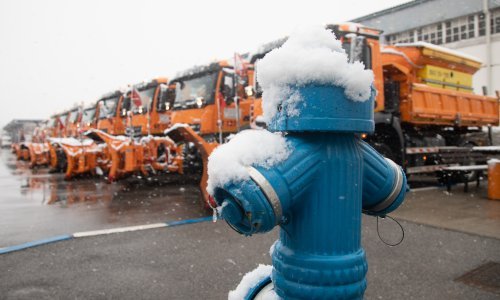 Zimske ekipe na terenu, HAC poziva vozače da na put ne kreću bez zimske opreme