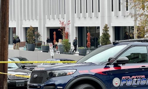 Prosvjednik s palestinskom zastavom se samozapalio ispred izraelskog konzulata