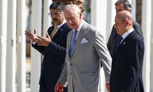 Kravata kralja Charlesa uzburkala vode: Što je poručio svom premijeru?