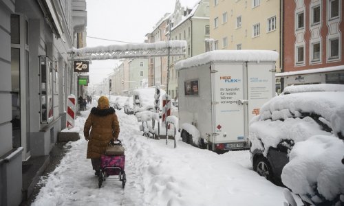 Upozorenje meteorologa: Ekstremna opasnost od poledice i 'crnog leda'