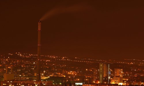 Munja udarila u vrh toplane na Trešnjevci: Odmah buknuo požar!