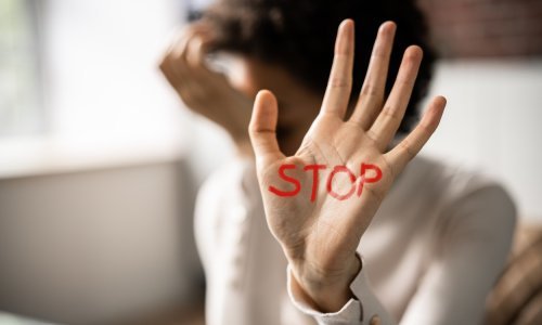 Ženama obećaju posao pa ih 24 sata seksualno iskorištavaju