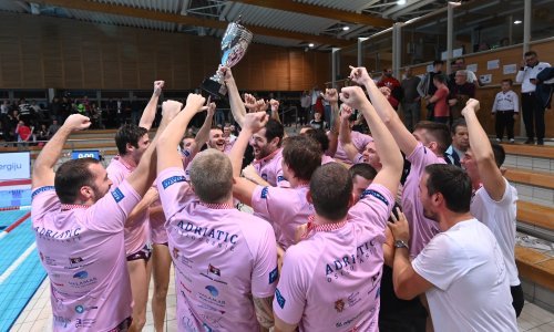 Jug vodio 6:1, Jadran se čudesno vratio. Dubrovčanima trofej donijeli peterci