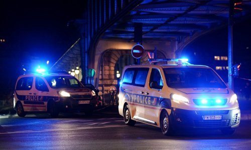 Za napad na turiste u Parizu sumnja se na terorizam