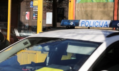 Oružana pljačka pošte u Kašini, razbojnik u bijegu