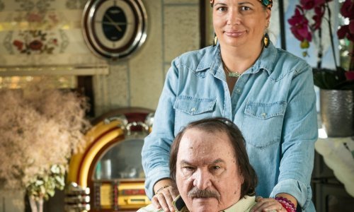 Mišo Kovač izašao iz bolnice, oporavak nastavlja kod kuće