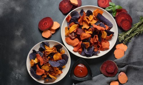 Mislite da je čips od cikle, graška, pastrnjaka i mrkve doista zdraviji od krumpirovog? E pa, varate se!