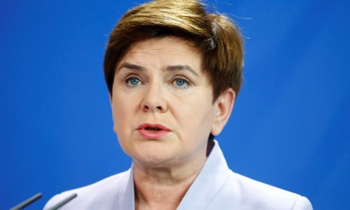 Automobilom se zabio u limuzinu poljske premijerke Szydlo