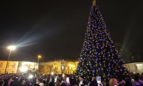 Kijev prvi put osvijetlio božićno drvce prema gregorijanskom kalendaru