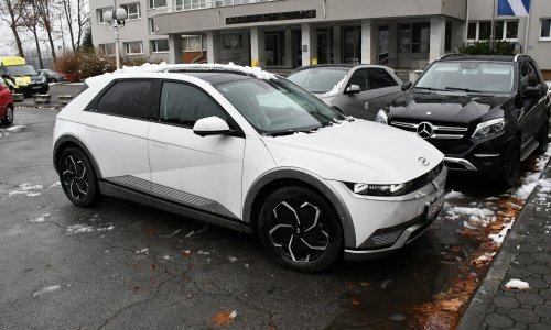 Latvija poklonila Ukrajini 270 vozila oduzetih alkoholiziranim vozačima