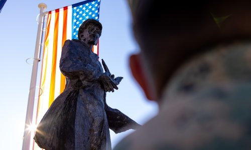 U Ljubuškom otkriven spomenik američkom heroju iz Drugog svjetskog rata