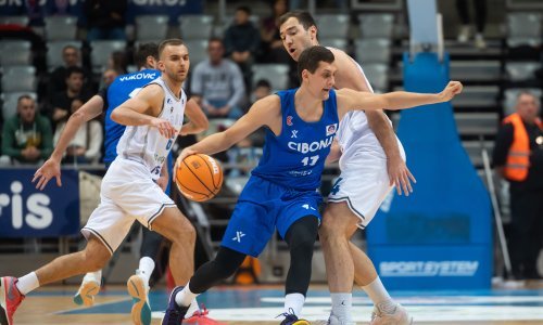Pogledajte kako je Cibona s petoricom seniora usred Višnjika pobijedila Zadar