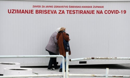 Hara nova varijanta koronavirusa, broj zaraženih je sve veći