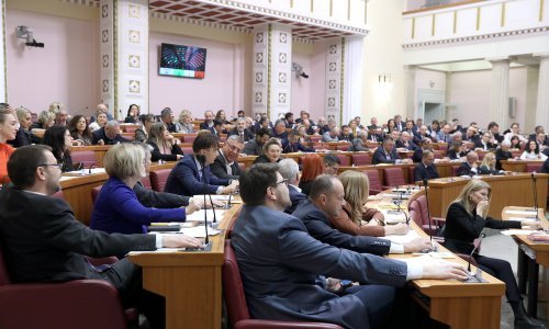 Što će biti glavne teme u izbornim kampanjama?: 'Imamo dvije skupine'