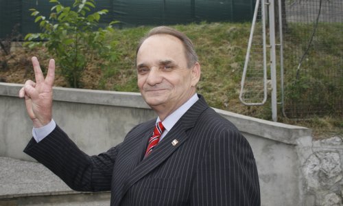 Glavaš se vraća u Sabor, Salapić izbačen iz igre