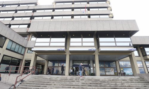 Blokirano 214.680 građana, evo koliko su dužni