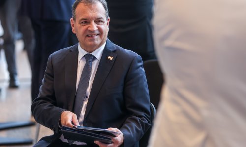 Liječenje na daljinu smanjile liste čekanja; Beroš: Pacijent bez  troškova putovanja dobije zdravstvenu uslugu