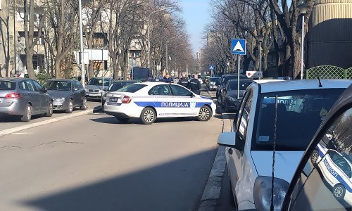 Srbijanska policija identificirala nekoliko osoba koje dojavljuju o bombama u školama