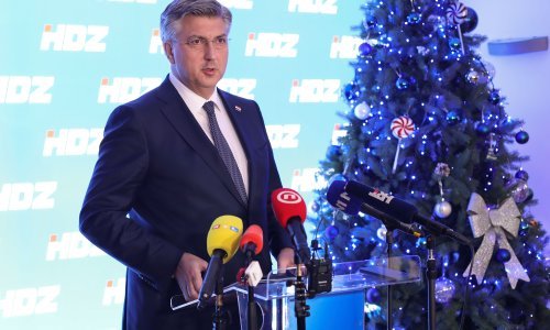 Plenković: Hrvatska policija se ne boji navijača