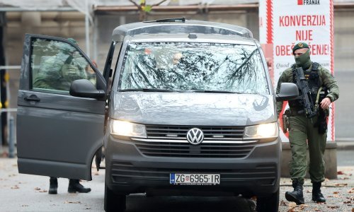Oklopno vozilo u centru Zagreba: Specijalci na sud doveli desnu ruku narkobossa