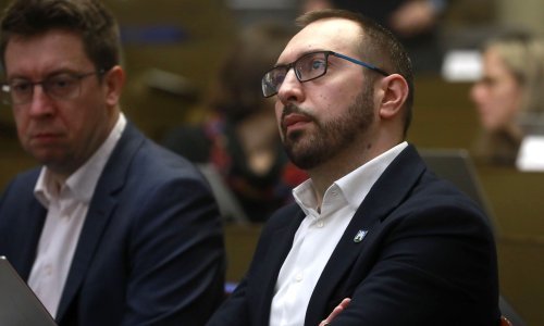 Tomašević oštro na Hermana oko Resnika: Ili bezočno lažete ili ne znate čitati!