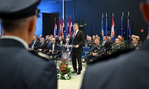 Milanović: Hrvatska mora početi proizvoditi dio vlastitog naoružanja, to je vitalno