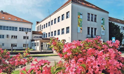 Skandal u Varaždinu: Učenici se drogirali na nastavi, privela ih policija