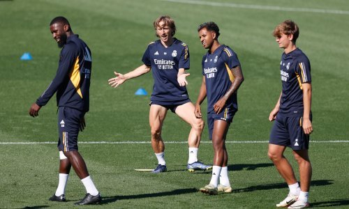 Na svakom Realovom treningu postavi mu isto pitanje. I ne misli odustati...