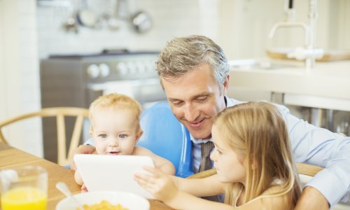 Generacije se izmjenjuju i ratuju međusobno, a sada nam stiže i nova