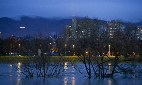 Sava se izlila iz korita u Zagrebu, pogledajte kako to izgleda