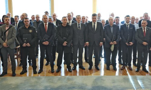Milanović odlikovao branitelje: 'Nikad nije kasno, ovo je dug časti'