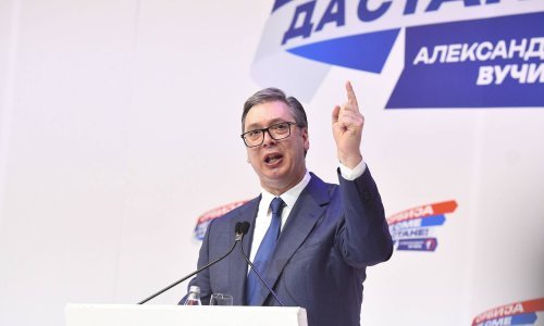 Vučić optužio zapad da u Srbiji želi uspostaviti marionetski režim