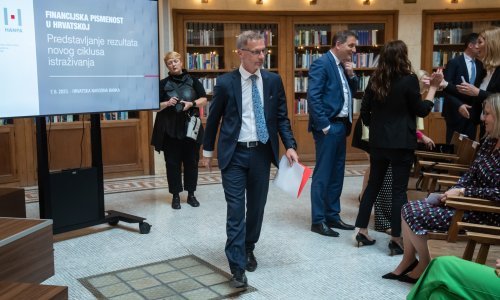 Hrvati po financijskom znanju iznad, po ponašanju ispod prosjeka zemalja OECD-a