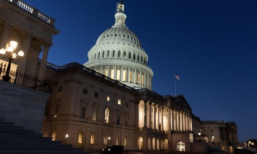 Američki Senat odgađa zimski odmor, nastavlja pregovore o pomoći za Ukrajinu