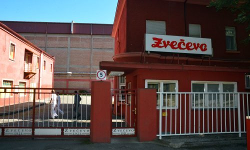 Sindikat upozorava da Zvečevo čokoladice Mond pakira u zatvoru