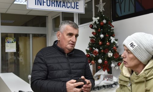 Djevojčica iz Sinja kojoj je bura otpuhala kamen na glavu dolazi svijesti