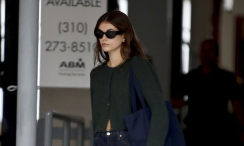 Ovo su najpopularnije klompe na modnoj sceni, a slavna brineta zna kako ih nositi