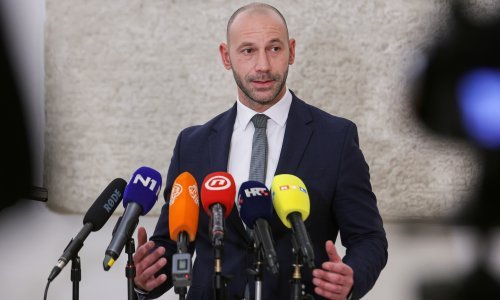 Habijan: Kod mene nema nezakonitosti. Ako želite obrisane fotke, dostavit ću vam ih