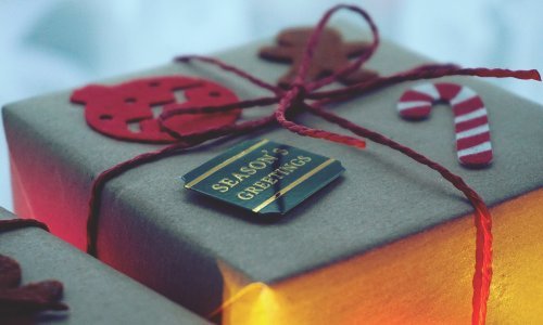 Kupujete poklone u zadnji čas? Uskačemo s nekoliko izvrsnih ideja