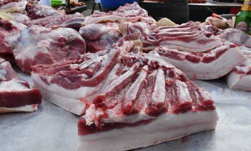 Povećan iznos za nabavku svinjskih polovica