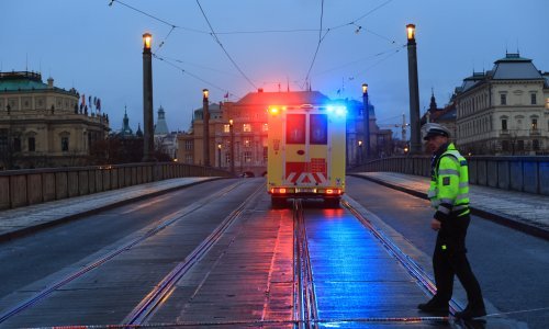 Meke mete i škole: Češka policija patrolira javnim prostorima nakon masovnog ubojstva