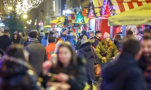 Blagdanska potrošnja odletjela u nebo: Trošimo za četvrtinu više nego lani