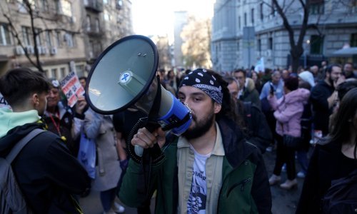 Prosvjednici satima blokirali promet u Beogradu zbog izborne krađe