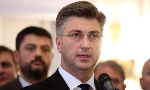 Plenković: Ministar Barišić ima moje povjerenje