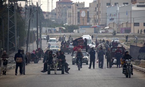 Obitelji bježe iz središnje Gaze, Izrael napreduje s ofenzivom